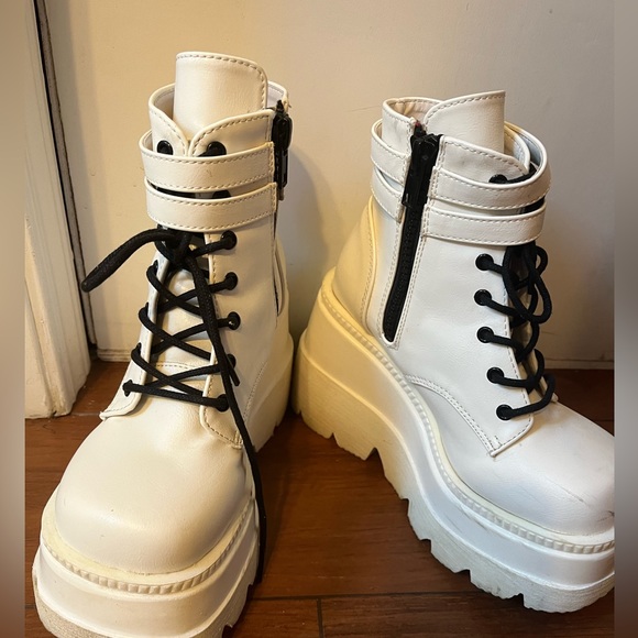 Demonic Shaker 52 Ankle Boots - Picture 8 of 10